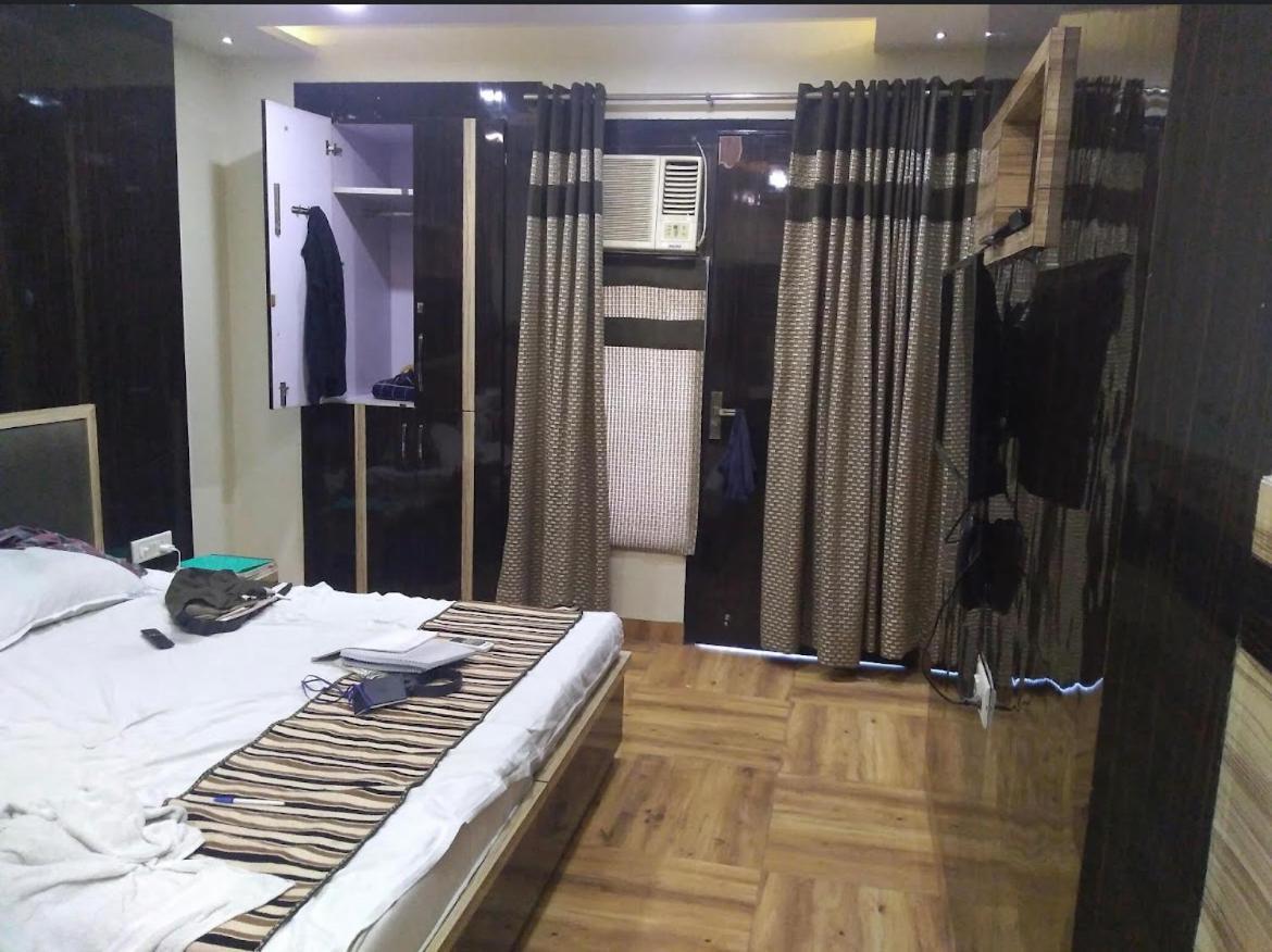 Oyo 86669 Arnav Residency Hotel New Delhi Luaran gambar